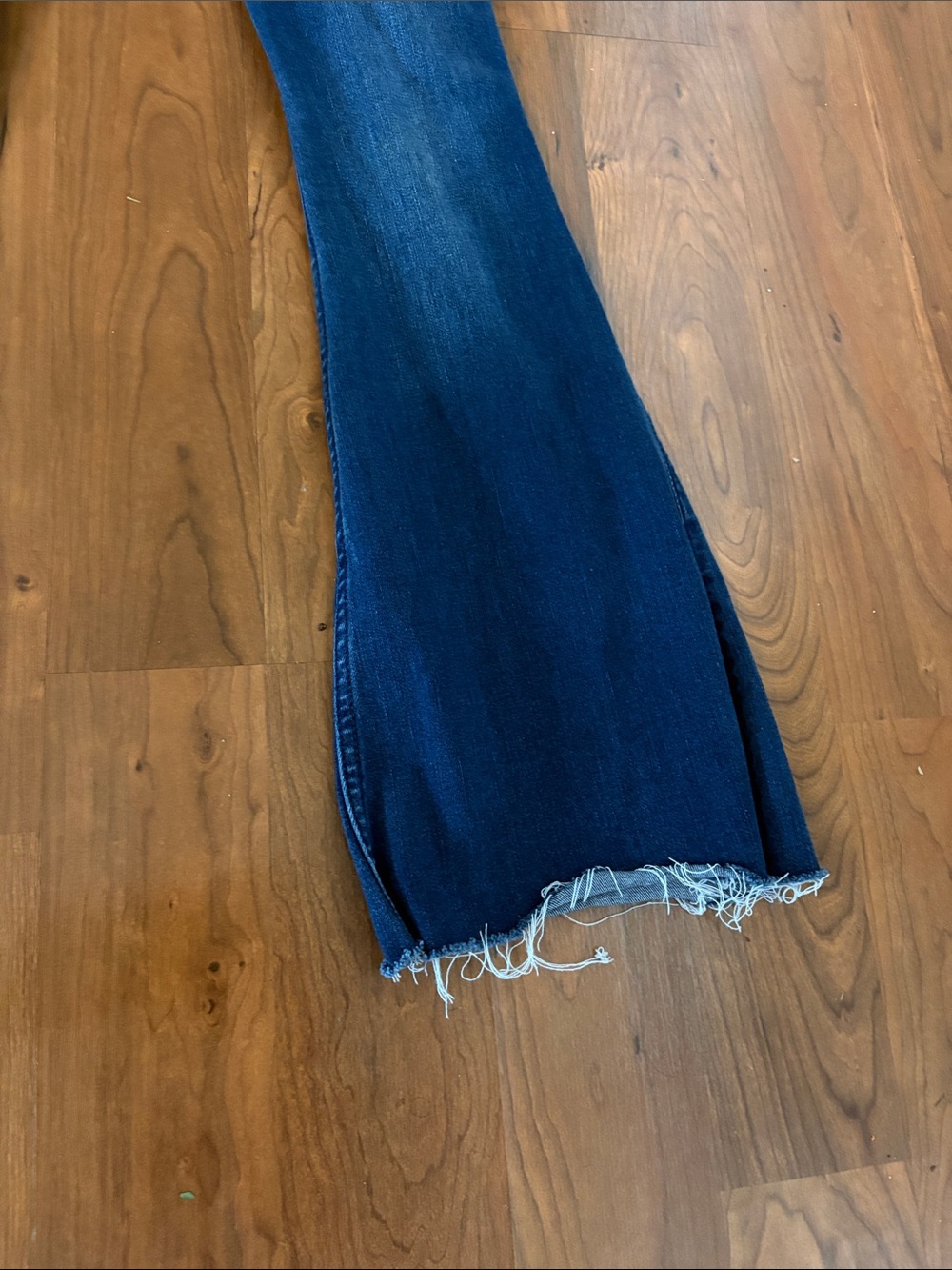 Hollister Flare Jeans - Picture 4 of 8